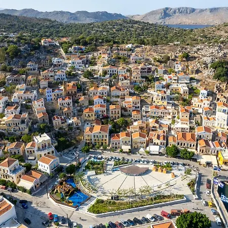 Townhall Apartment Symi Exterior foto